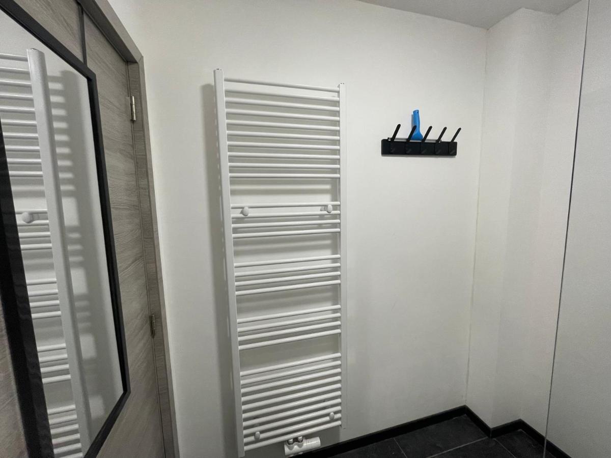 Le Pre Sous L Eau - Moderna Apartment Anhee Ngoại thất bức ảnh